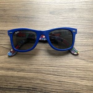 Limited Edition- cute blue Ray-bans, hardly worn!